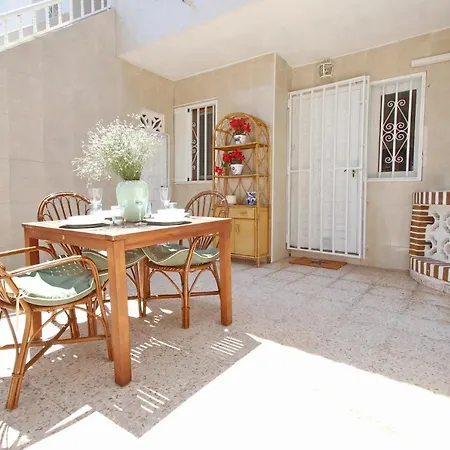 House With Terrace Near And Park Apartment